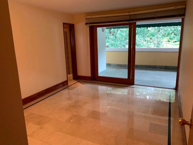 Apartamento de 3 alcobas en venta en El Poblado, Medellín, 330 m² · foto 4 de 11