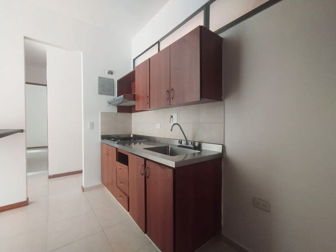 Apartamento de 2 alcobas en arriendo en El Poblado, Medellín, 84 m² · foto 7 de 17