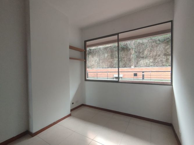 Apartamento de 2 alcobas en arriendo en El Poblado, Medellín, 84 m² · foto 12 de 17