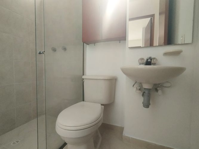 Apartamento de 2 alcobas en arriendo en El Poblado, Medellín, 84 m² · foto 16 de 17