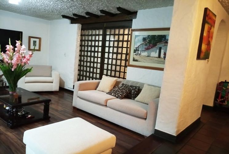 Casa en venta en La Carolina, Bogotá · foto 4 de 15