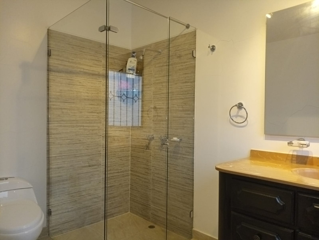 Casa en venta en La Carolina, Bogotá · foto 8 de 15