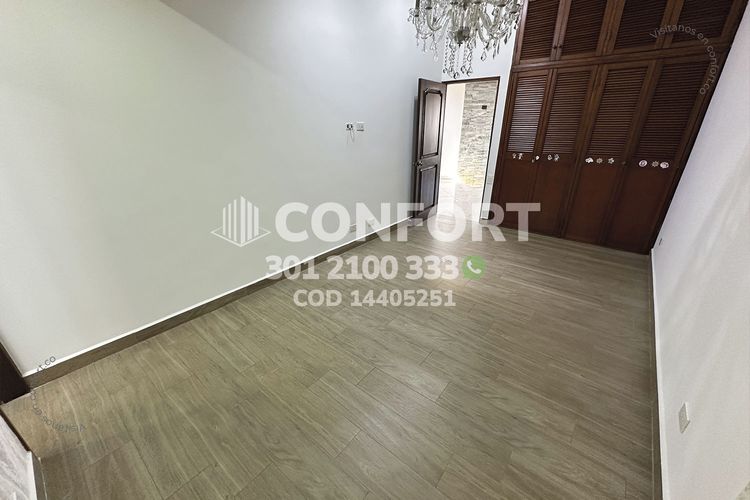 Casa de 3 alcobas en arriendo en Loma Del Indio, Medellín, 260 m² · foto 21 de 24