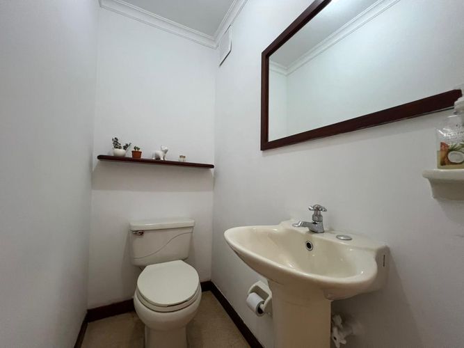 Casa de 4 alcobas en venta en Loma Benedictinos, Envigado, 186 m² · foto 14 de 18