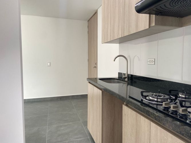 Apartamento de 2 alcobas en venta en La Doctora, Sabaneta, 70 m² · foto 5 de 20