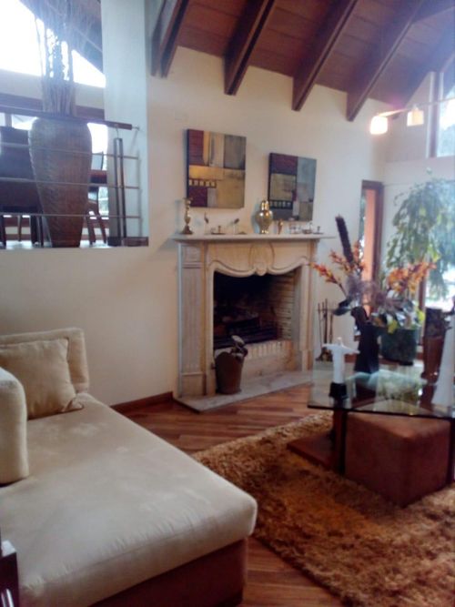 Casa de 5 alcobas en venta en La Acanada, Bogotá, 920 m² · foto 6 de 14