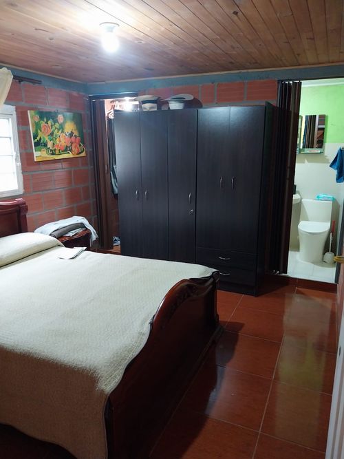Casa de 5 alcobas en venta en Arabia, Pereira, 120 m² · foto 8 de 20