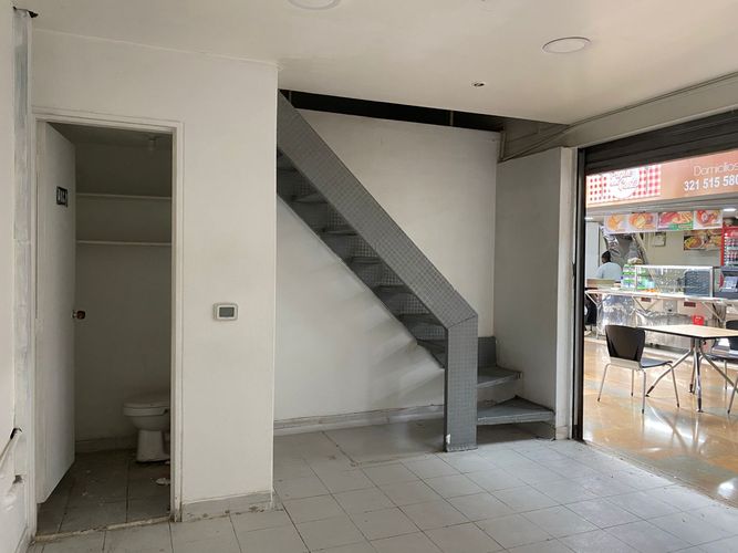 Local en arriendo en El Poblado, Medellín, 31 m² · foto 4 de 5