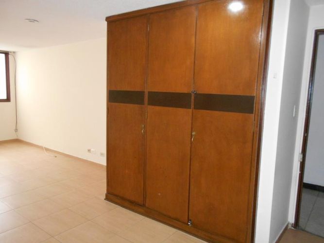 Apartaestudio en venta en Chapinero Central, Bogotá, 32 m² · foto 9 de 22
