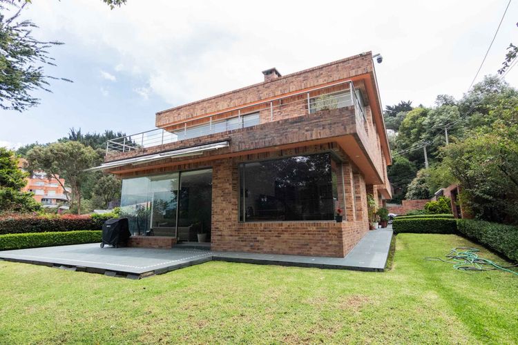 Casa de 4 alcobas en venta en Santa Ana Oriental, Bogotá, 750 m² · foto 2 de 24