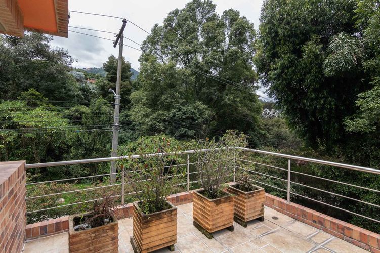 Casa de 4 alcobas en venta en Santa Ana Oriental, Bogotá, 750 m² · foto 17 de 24