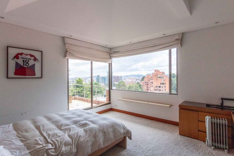 Casa de 4 alcobas en venta en Santa Ana Oriental, Bogotá, 750 m² · foto 23 de 24