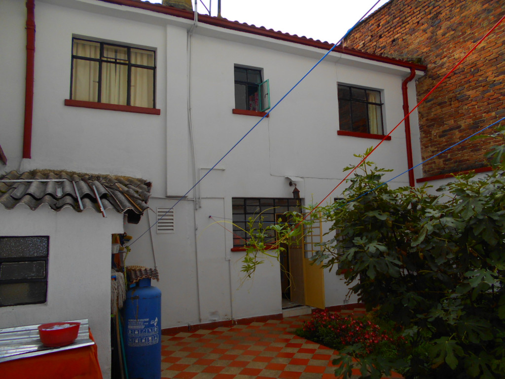 Casa en venta en Muequeta, Bogotá · foto 2 de 24