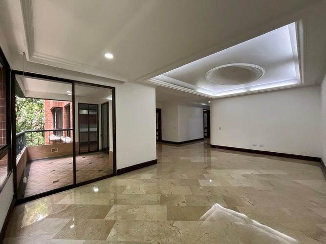 Apartamento de 4 alcobas en arriendo en El Poblado, Medellín, 180 m² · foto 2 de 20