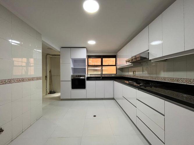 Apartamento de 4 alcobas en arriendo en El Poblado, Medellín, 180 m² · foto 3 de 20
