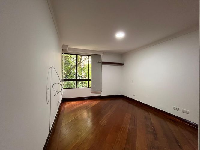 Apartamento de 4 alcobas en arriendo en El Poblado, Medellín, 180 m² · foto 10 de 20