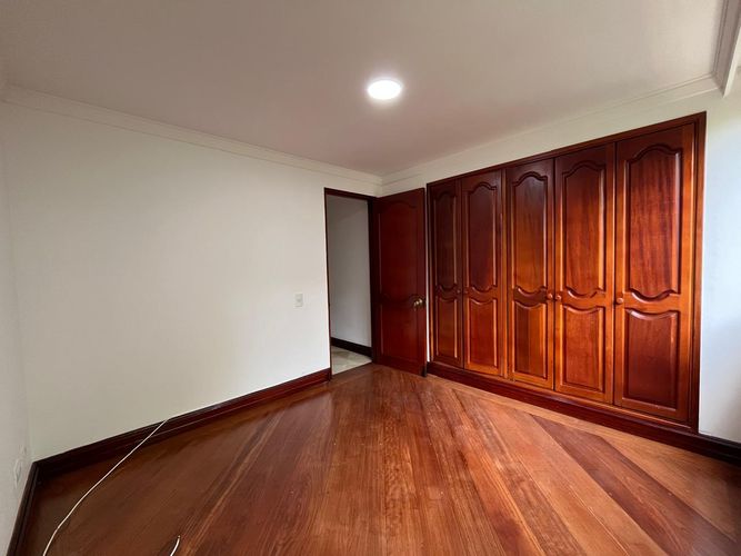 Apartamento de 4 alcobas en arriendo en El Poblado, Medellín, 180 m² · foto 16 de 20