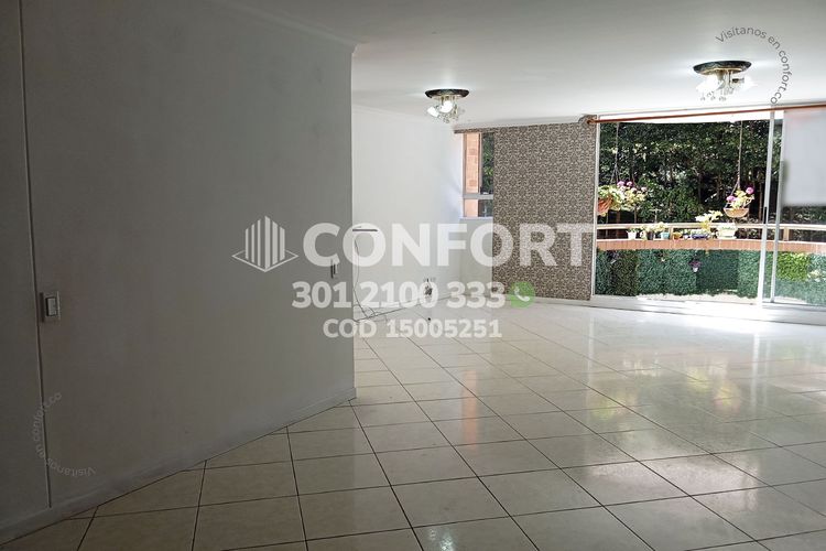 Apartamento de 2 alcobas en arriendo en Los Balsos, Medellín, 95 m² · foto 2 de 24