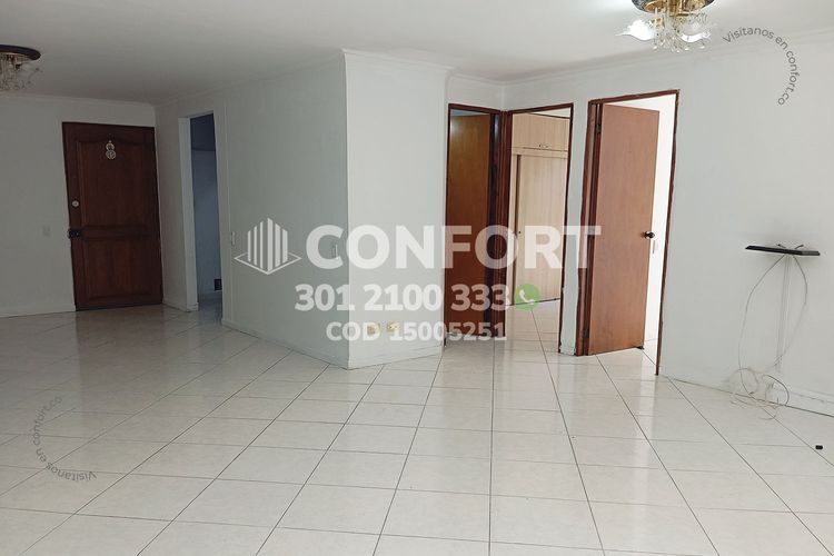 Apartamento de 2 alcobas en arriendo en Los Balsos, Medellín, 95 m² · foto 3 de 24