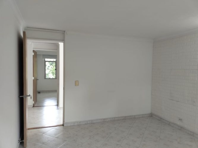 Apartamento de 3 alcobas en arriendo en El Poblado, Medellín, 147 m² · foto 13 de 19
