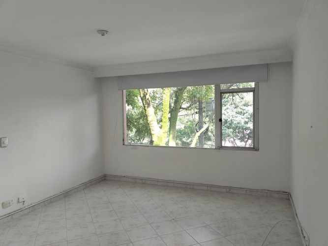 Apartamento de 3 alcobas en arriendo en El Poblado, Medellín, 147 m² · foto 14 de 19