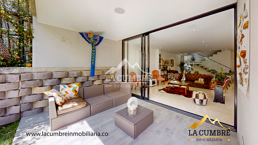 Casa de 3 alcobas en venta en San Lucas, Envigado, 304 m² · foto 8 de 20