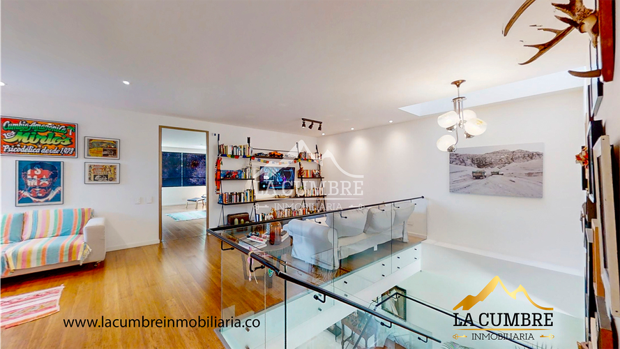 Casa de 3 alcobas en venta en San Lucas, Envigado, 304 m² · foto 11 de 20