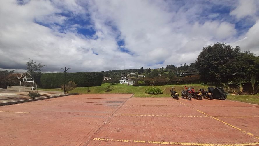 Lote en venta en Yerbabonita Bosque Nativo, Sopó, 2080 m² · foto 8 de 24