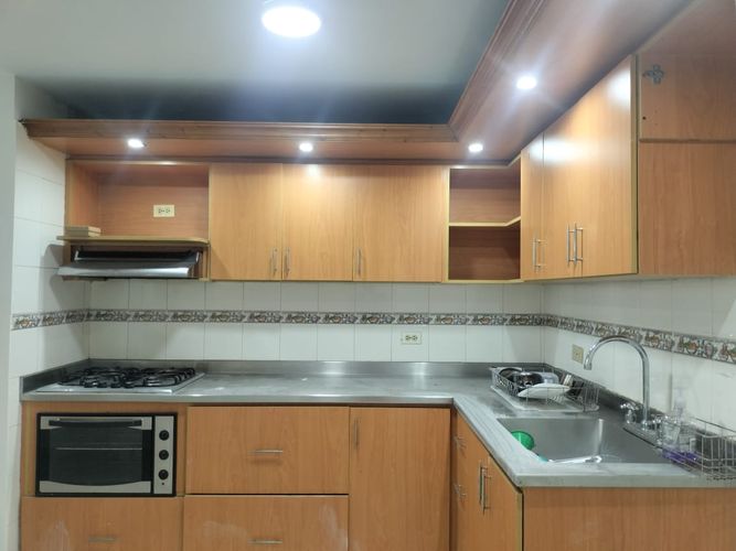 Apartamento de 4 alcobas en arriendo en El Poblado, Medellín, 147 m² · foto 3 de 17