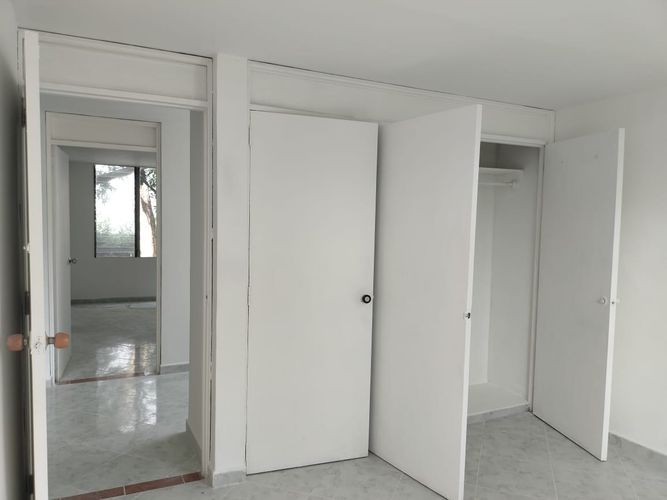 Apartamento de 4 alcobas en arriendo en El Poblado, Medellín, 147 m² · foto 5 de 17