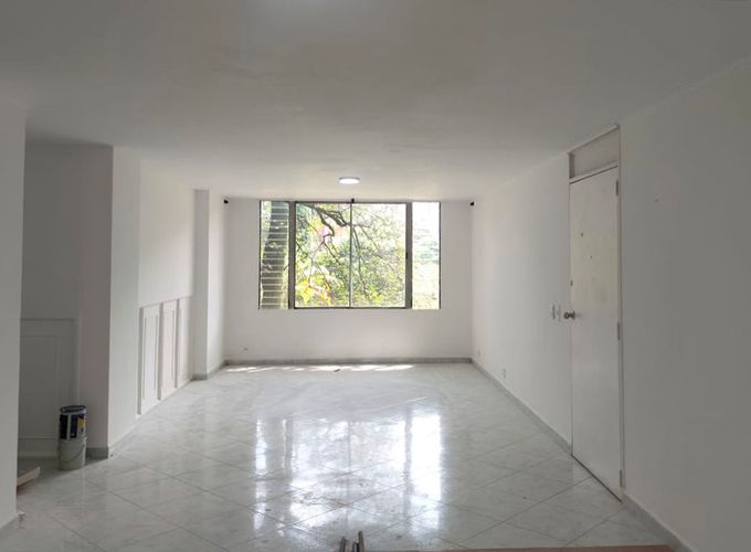 Apartamento de 4 alcobas en arriendo en El Poblado, Medellín, 147 m² · foto 7 de 17