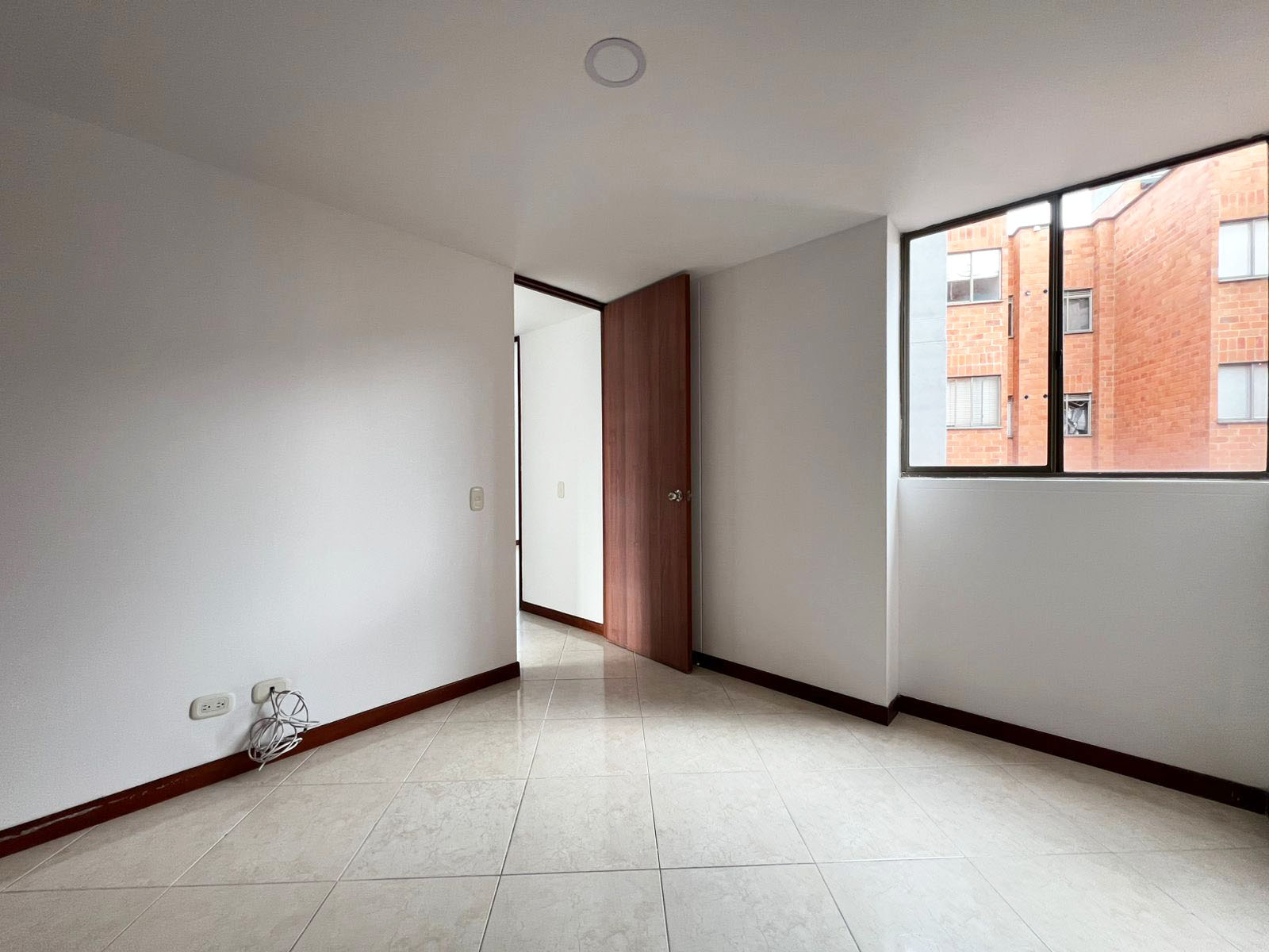 Apartamento en arriendo en La Orquidea, Envigado · foto 12 de 16