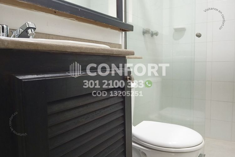 Apartamento de 3 alcobas en arriendo en Los Balsos, Medellín, 82 m² · foto 10 de 24