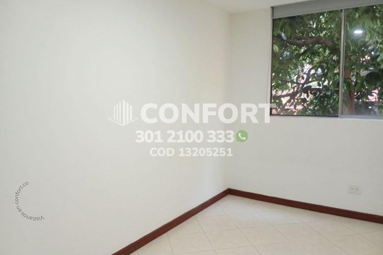 Apartamento de 3 alcobas en arriendo en Los Balsos, Medellín, 82 m² · foto 11 de 24