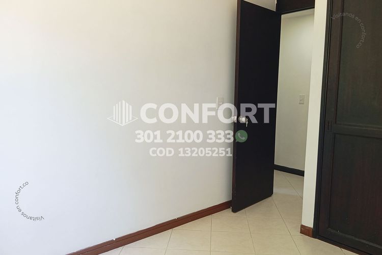 Apartamento de 3 alcobas en arriendo en Los Balsos, Medellín, 82 m² · foto 21 de 24
