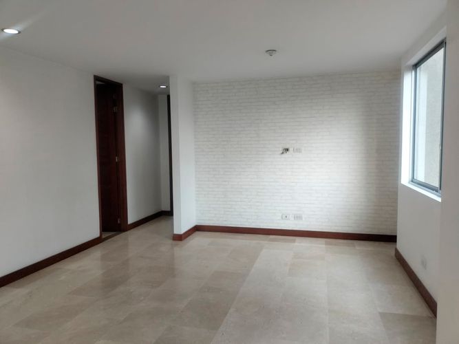 Apartamento en venta en El Poblado, Medellín · foto 6 de 13