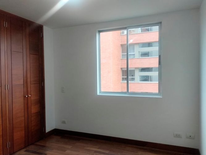 Apartamento en venta en El Poblado, Medellín · foto 9 de 13