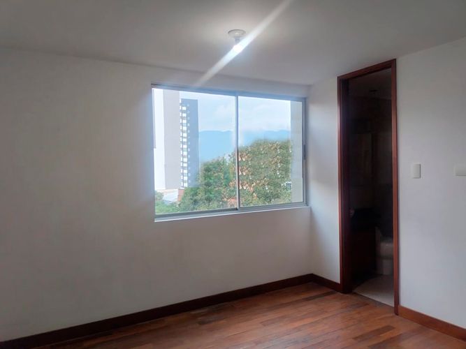 Apartamento en venta en El Poblado, Medellín · foto 11 de 13