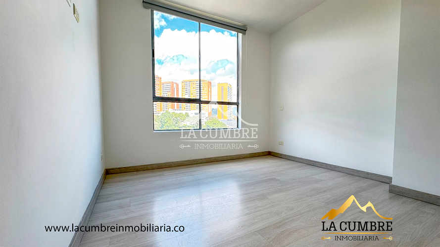 Apartamento de 3 alcobas en arriendo en Loma Del Escobero, Envigado, 125 m² · foto 9 de 17