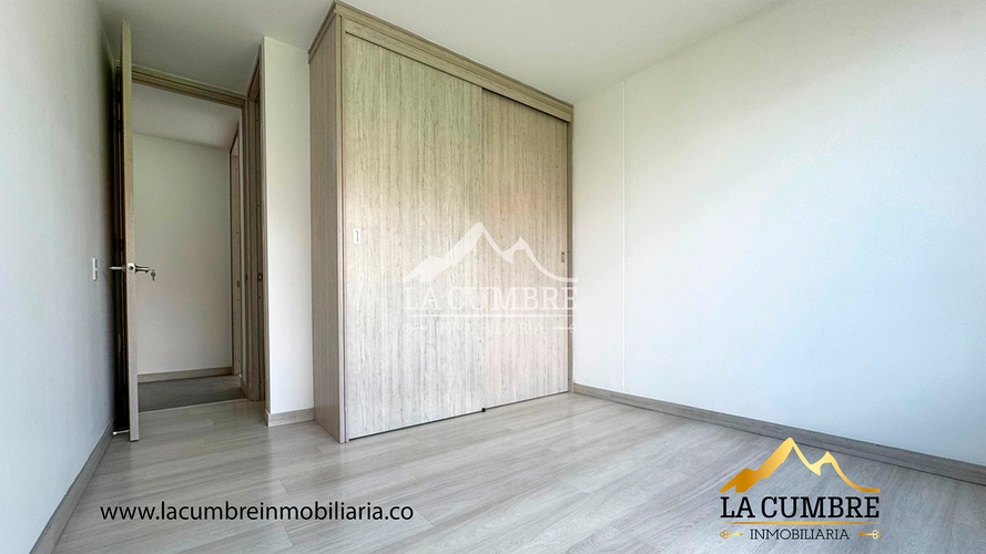 Apartamento de 3 alcobas en arriendo en Loma Del Escobero, Envigado, 125 m² · foto 17 de 17
