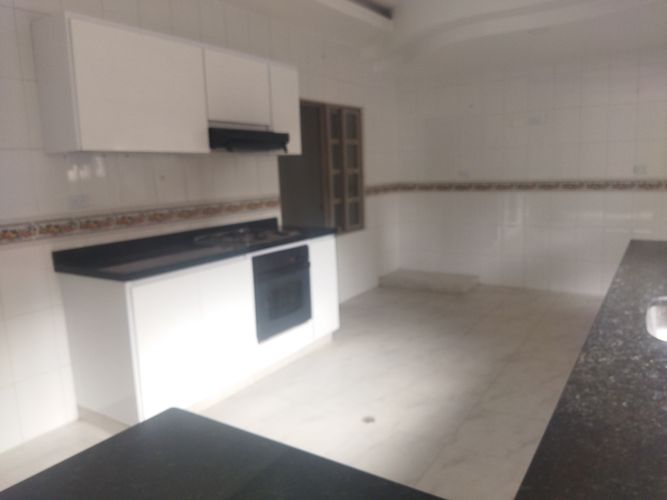 Apartamento de 5 alcobas en venta en Conjunto Residencial La Hacienda, Bucaramanga, 291 m² · foto 13 de 24