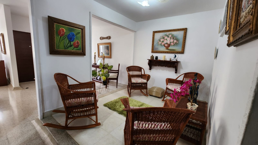 Casa en venta en La Castellana, Montería · foto 3 de 13