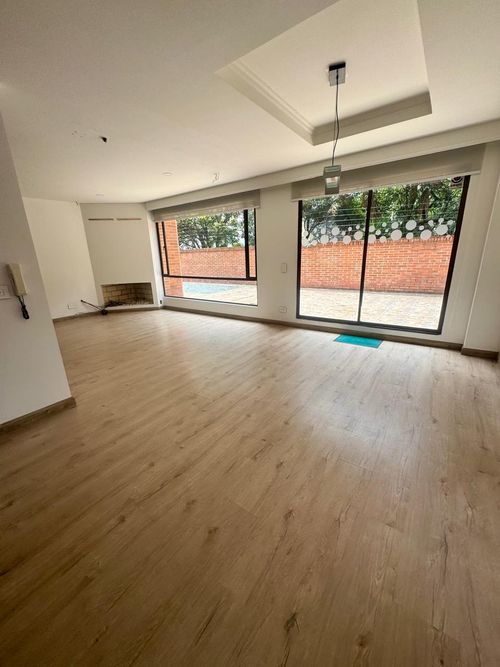 Apartamento en venta en Chico Norte, Bogotá · foto 2 de 18
