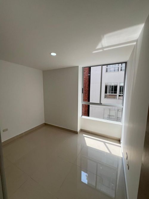 Apartamento de 3 alcobas en venta en Cuarto De Legua - Guadalupe, Cali, 110 m² · foto 4 de 21