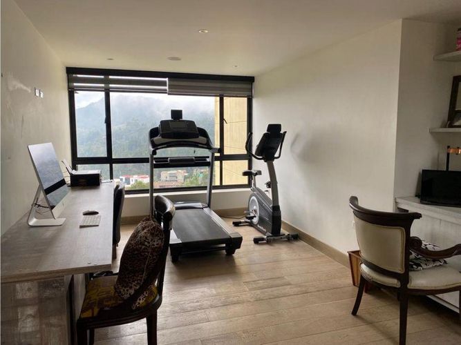 Casa de 3 alcobas en venta en Escobero, Envigado, 315 m² · foto 10 de 16