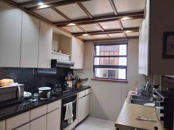 Apartamento de 4 alcobas en venta en El Poblado, Medellín, 236 m² · foto 5 de 19
