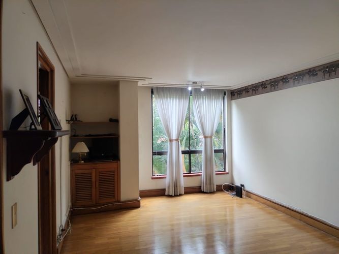 Apartamento de 4 alcobas en venta en El Poblado, Medellín, 236 m² · foto 17 de 19