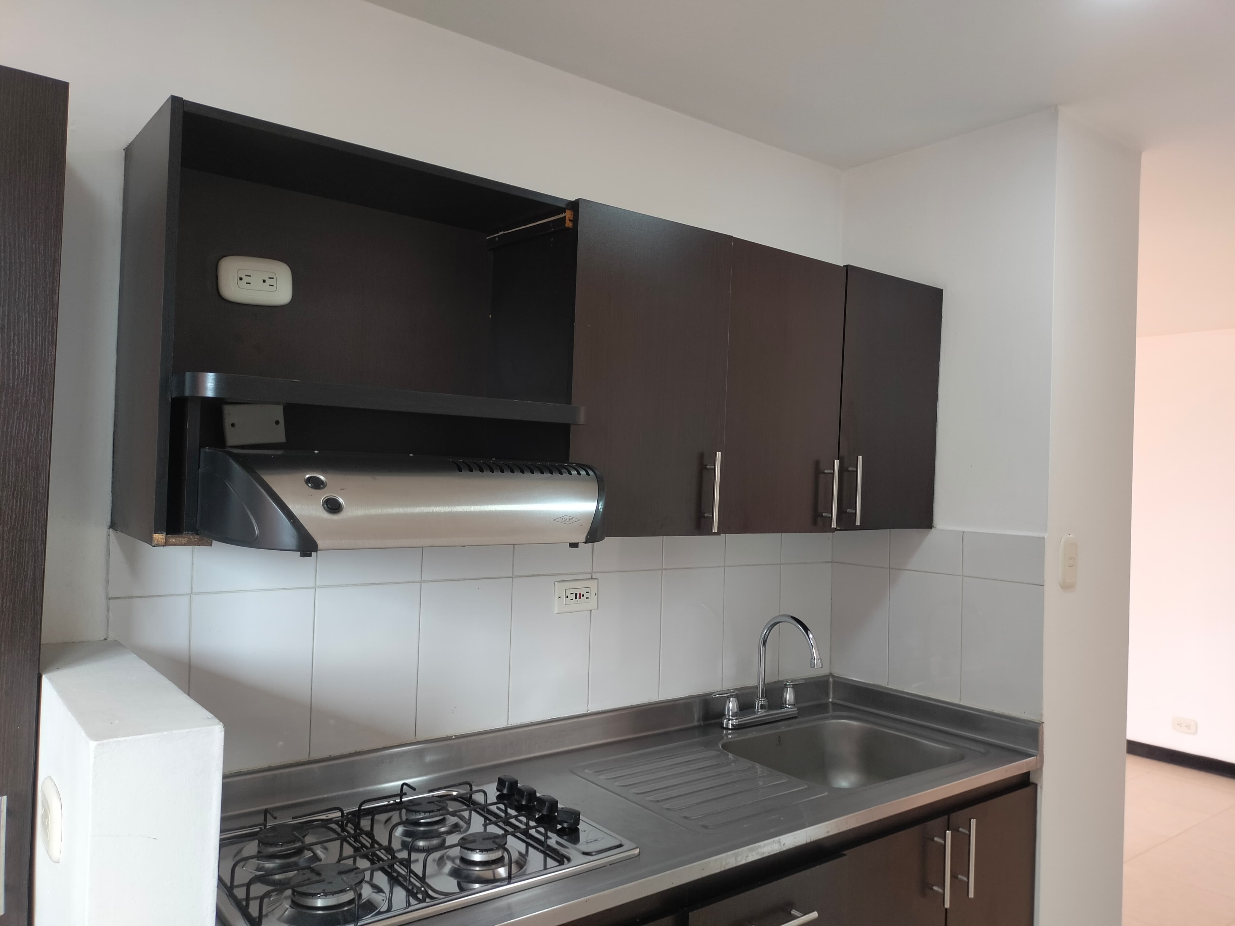 Apartamento en venta en El Poblado, Medellín · foto 7 de 16