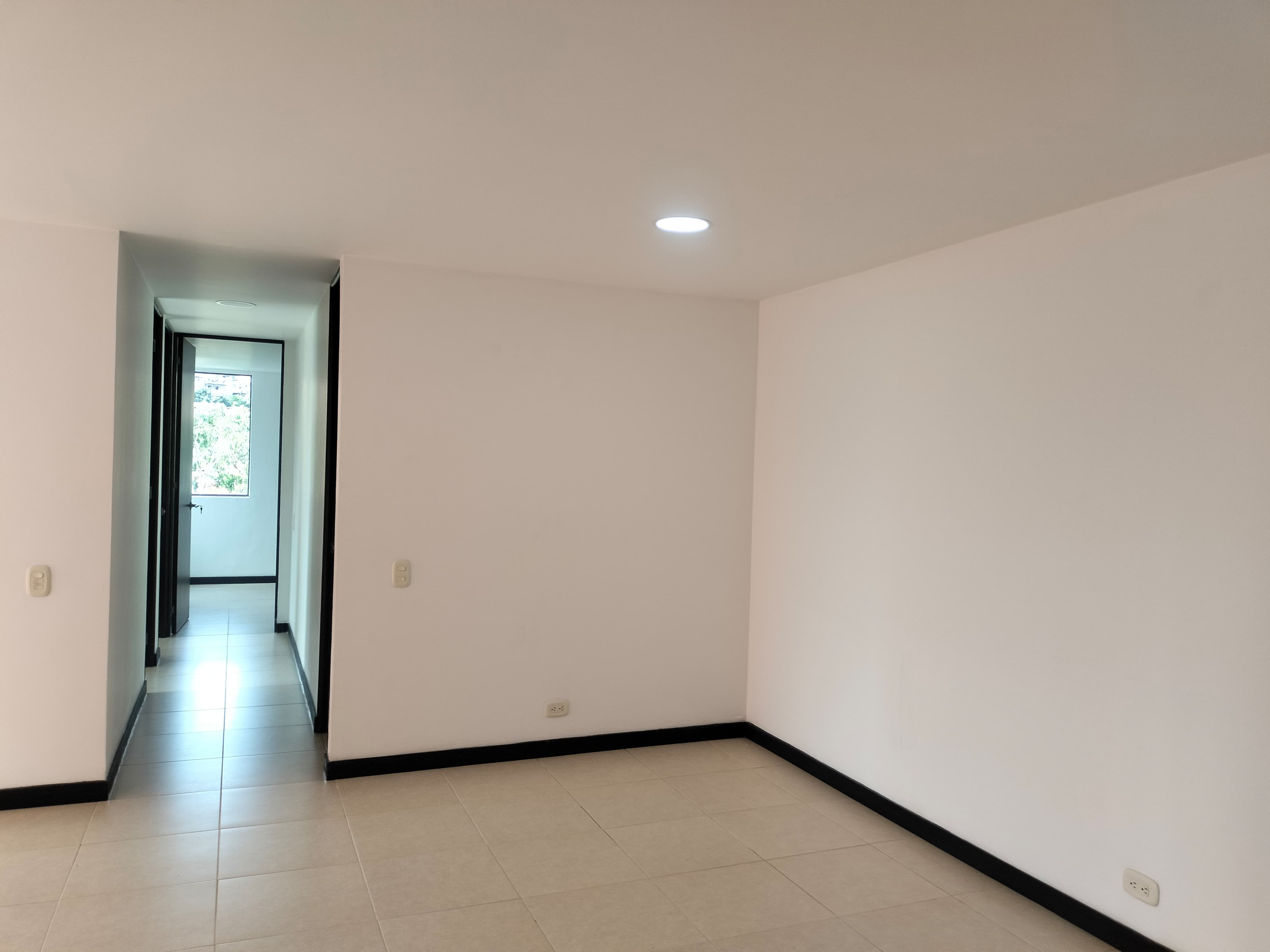 Apartamento en venta en El Poblado, Medellín · foto 9 de 16