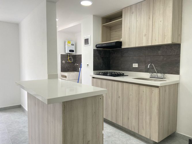 Apartamento de 3 alcobas en venta en Vereda San Jose, Sabaneta, 55 m² · foto 7 de 19